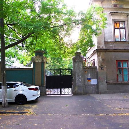 Успенский Odessa Ngoại thất bức ảnh